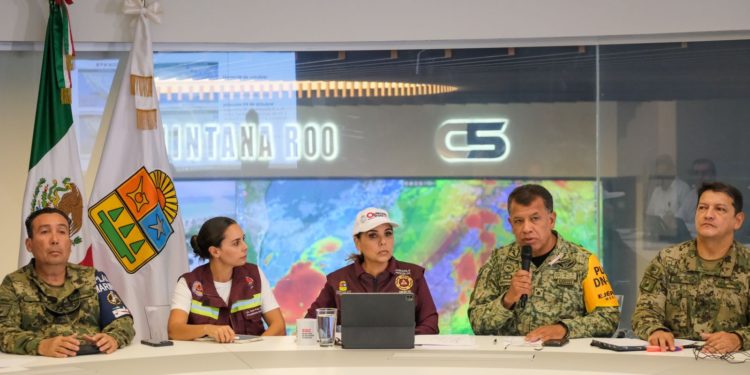 Preside Mara Lezama sesión extraordinaria del Consejo Estatal de Protección Civil ante cercanía de “Milton”