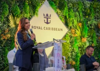 Encabeza Mara Lezama anuncio de 600 mdd en inversión de Royal Caribbean Group para el desarrollo del puerto en Mahahual