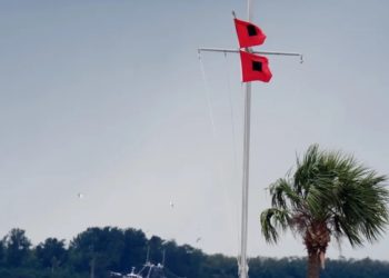 Avioneta se estrella en la bahía de Tampa tras intentar escapar del huracán ‘Milton’