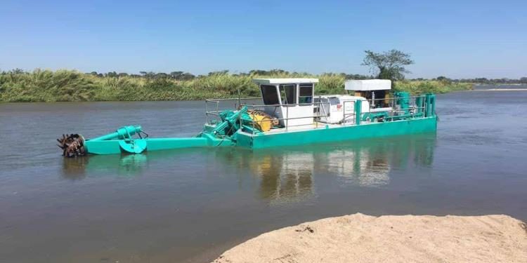 May Rodríguez anuncia plan de desazolve para reencauzar el río de La Sierra