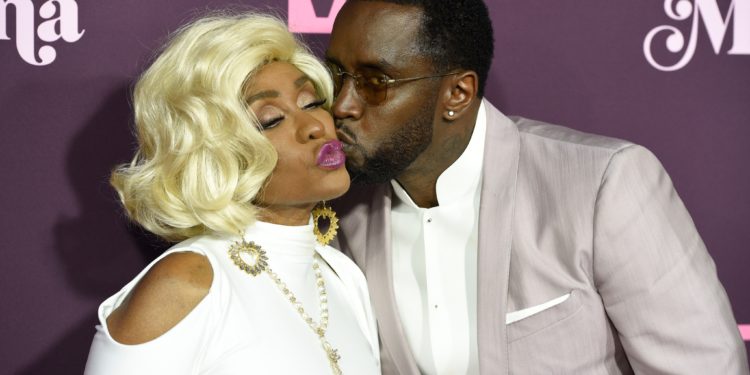 Janice, madre de ‘Diddy’ Combs lo defiende y asegura que ‘no es un monstruo’