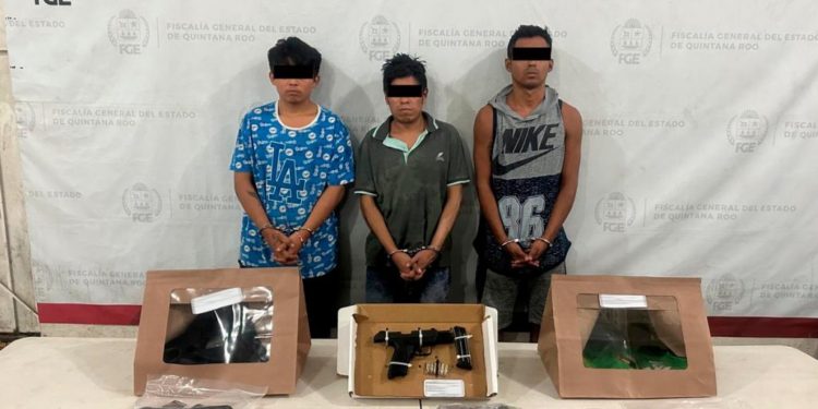 Capturan a tres sujetos integrantes de una banda delictiva en Cancún