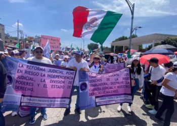 Empleados del Poder Judicial en Tabasco se suman a protesta nacional contra reforma judicial