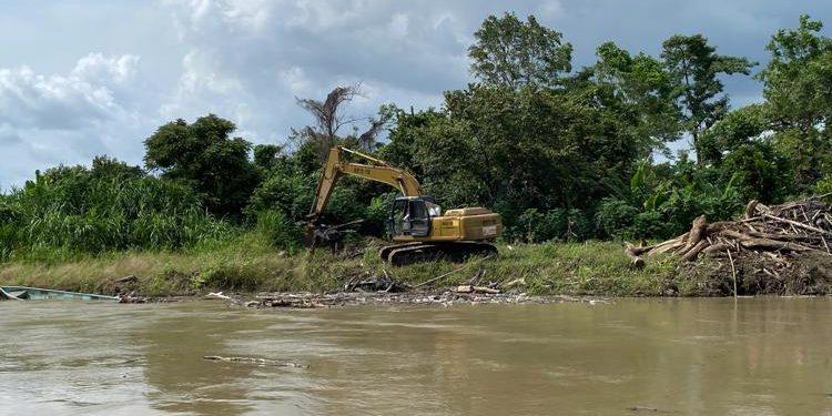 Desbordamiento del Río Pichucalco en Teapa afecta a más de 50 familias