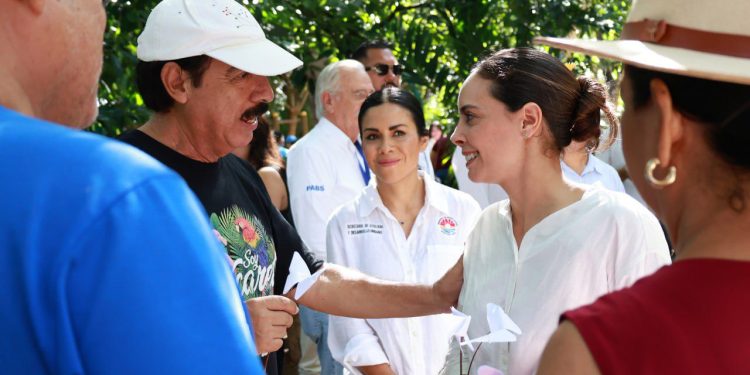 Promueve Ana Paty Peralta protección y sustentabilidad ambiental de Cancún