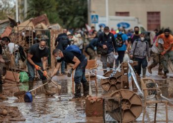 Aumenta a 217 el número de fallecidos tras inundaciones en Valencia