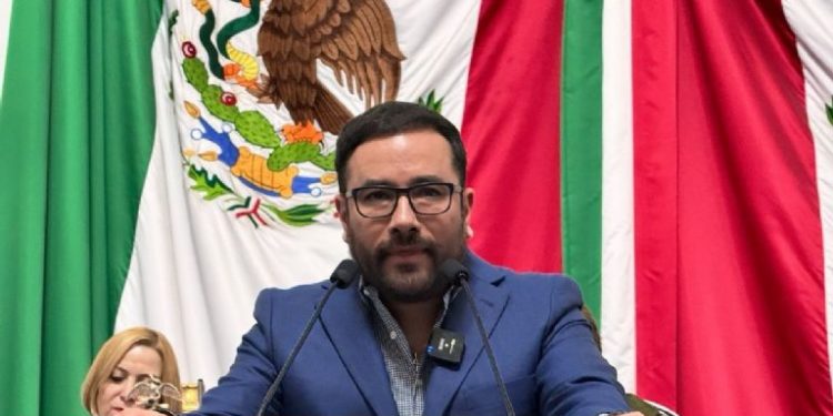 Congreso CDMX propone eliminar viernes de Consejo Técnico Escolar (CTE)