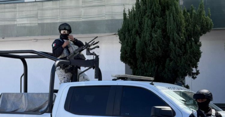 Directivos de seguridad pública y a alcaldes son detenidos en un operativo denominado «Enjambre» en Edomex