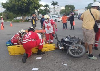 Accidente en moto deja dos niños heridos en la avenida Kabah