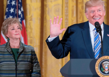 Donald Trump anuncia a Linda McMahon como secretaria de educación