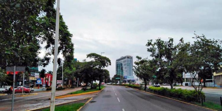 Intervalos de chubascos y temperaturas altas para este sábado en Tabasco