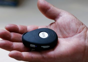 SSPC entrega 45 botones de pánico a mujeres en situación de violencia en Tabasco