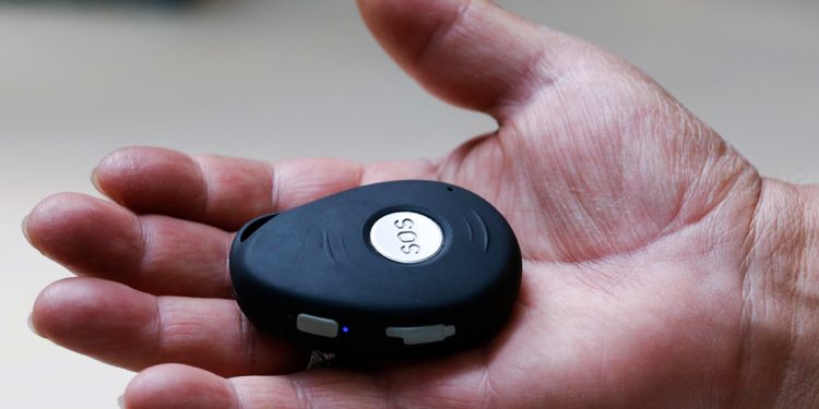 SSPC entrega 45 botones de pánico a mujeres en situación de violencia en Tabasco