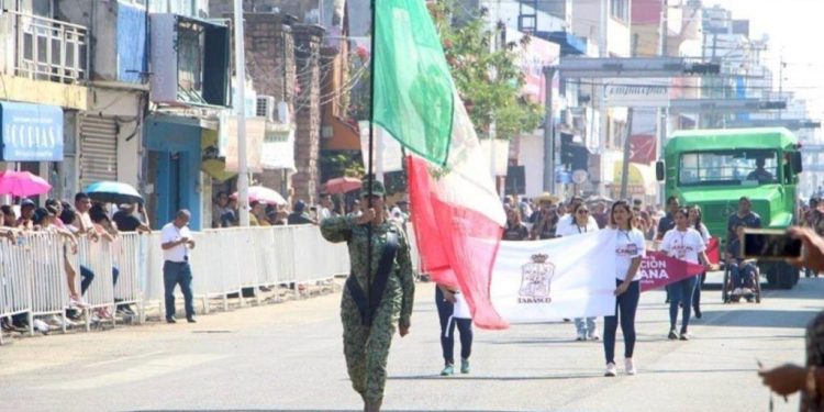 Desfile del 20 de Noviembre en Tabasco concluye con saldo blanco y gran participación