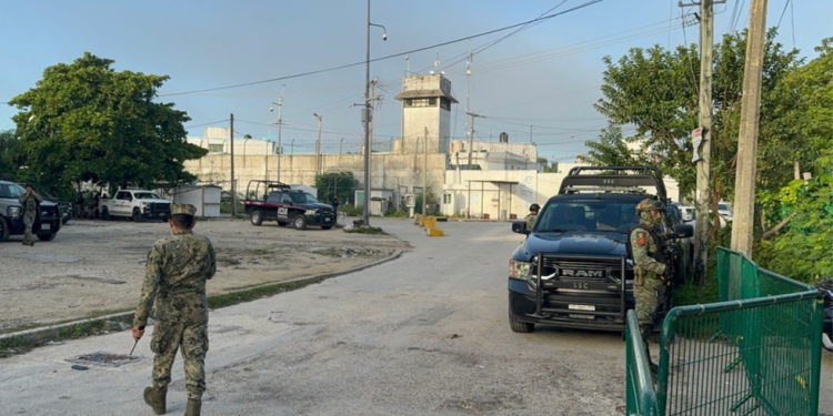 Autoridades despliegan operativo en el Cereso de Cancún