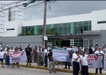 Familiares de taxistas detenidos exigen libertad tras ser acusaciones de homicidio