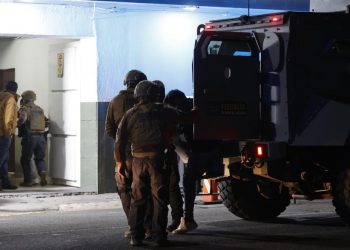 Detienen a 10 hombres presuntos autores del ataque en el bar Cuautitlán Izcalli, Edomex