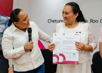 Toma posesión Elda Xix Euán, primera Secretaria de Educación de origen maya en Quintana Roo