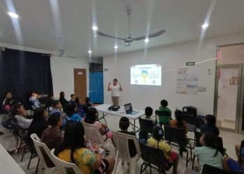 Imparten taller de “Emociones en Acción: camino hacia la motivación” en instancias educativas de Campeche