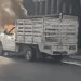 Camioneta se incendia frente a Plaza Olmeca en Villahermosa