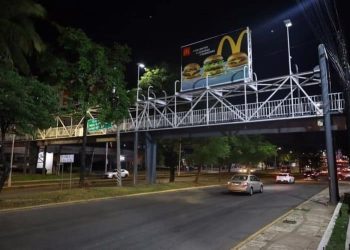 Ayuntamiento de Centro inaugura luminarias en puentes peatonales y vialidades de Villahermosa