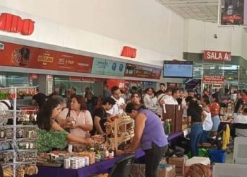 Inauguran Feria Artesanal «Algarabías del Sureste» en la terminal ADO de Villahermosa