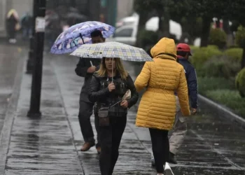 Frente Frío No. 8 ocasionará lluvias puntuales fuertes al noroeste y norte del país