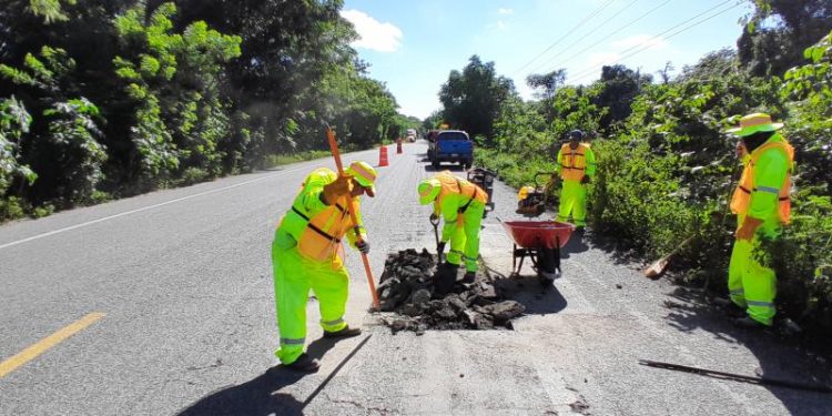 Arranca «Bachetón» en Tabasco; atenderá 727 kilómetros de carreteras