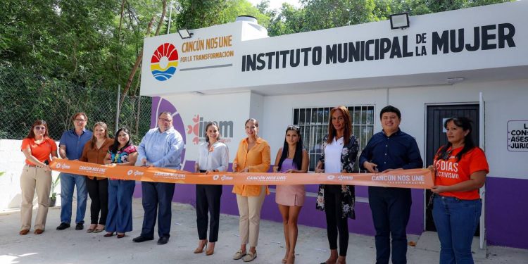 Inaugura Ana Paty Peralta módulo de atención integral para las mujeres en la SM 94