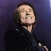 Revelan enfermedad del cantante Raphael y afirman que saldrá del hospital