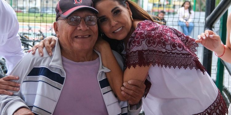 Mara Lezama transforma la vida a más de 500 familias al entregarles apoyos sociales del bienestar
