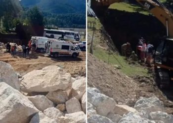 Rescatan a trabajadores atrapados en un alud de piedra en Chiapas