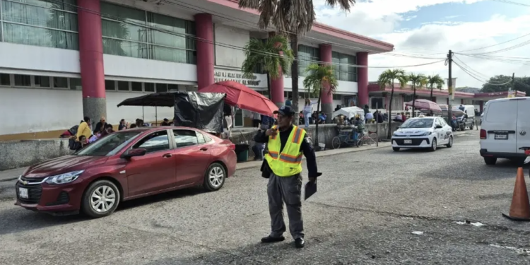 PEC realiza operativo en el Hospital Juan Graham en Villahermosa