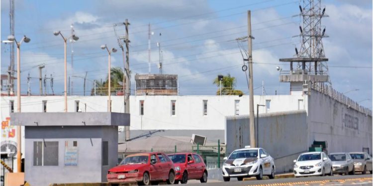 Desmienten rumores de motín en el CRESET de Villahermosa