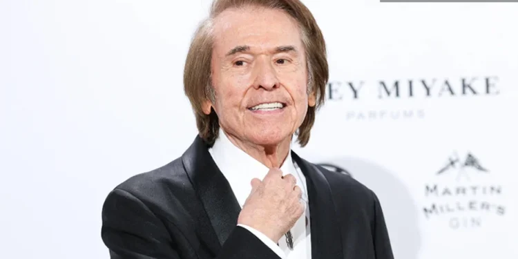 Hospitalizan de emergencia al cantante Raphael tras sufrir un problema cerebrovascular