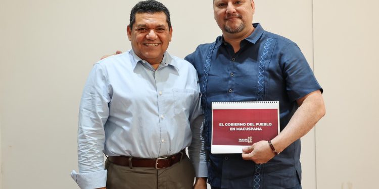 Gobernador Javier May entrega carteras de programas y obras para municipios de Tabasco