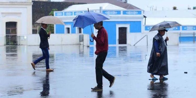 Prevé Conagua posibilidad de lluvias para este lunes en Tabasco
