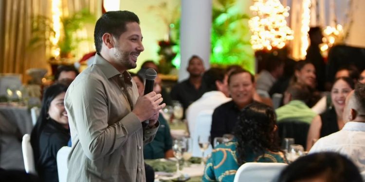 DINERO PÚBLICO EN FIESTAS PRIVADAS EN TOTAL IMPUNIDAD