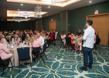 Destaca Pablo Bustamante, la labor y compromiso de las asociaciones civiles para promover el bienestar de las y los quintanarroenses