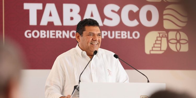 Javier May se reúne con COPARMEX Tabasco para discutir austeridad y proyectos para 2025
