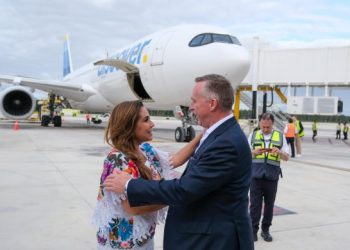 Tulum se conecta con Alemania en histórico vuelo directo de la aerolínea Discover Airlines: Mara Lezama
