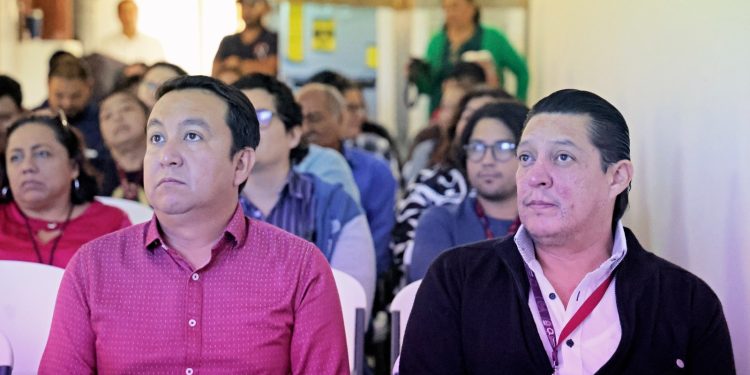 Capacita SECOES a personas servidoras públicas para fortalecer la lucha contra la corrupción