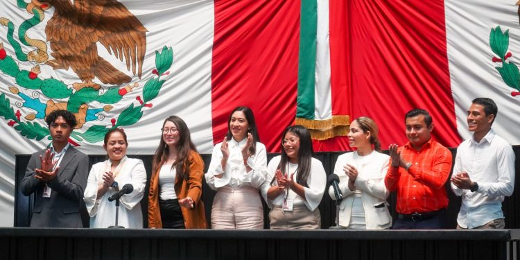 Realiza el IQJ el Concurso Estatal de Debate Político 2024 de forma exitosa
