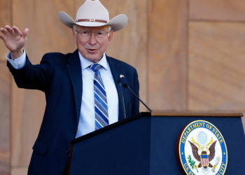 Ken Salazar se despide de México y asegura trabajo en materia de seguridad