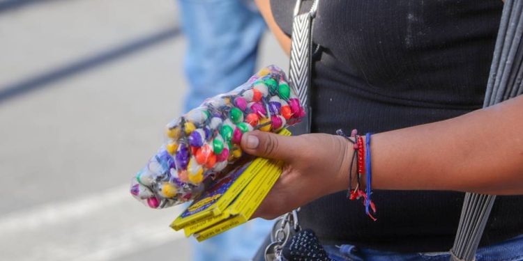 Realizan operativo contra venta clandestina de pirotecnia en Villahermosa