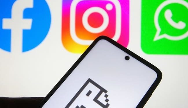Usuarios reportan caída de Facebook y WhatsApp