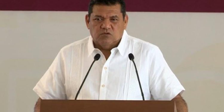 Ley de Austeridad garantiza que ningún funcionario gane más que el gobernador