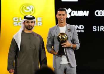 Entregan premio Globe Soccer Awards a Cristiano Ronaldo