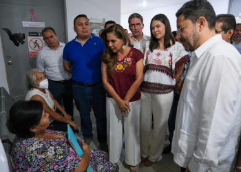Mara Lezama y Martí Batres visitan de sorpresa el Hospital del ISSSTE en Chetumal