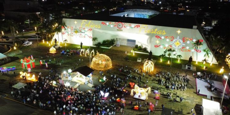 Invitan a visitar «Nochebuena en Centro» en la Plaza de la Revolución